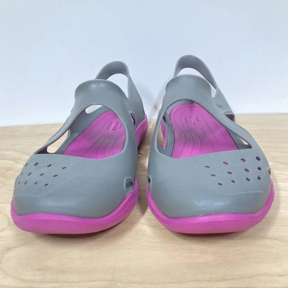 Crocs Women's Swiftwater Wave Water Shoes, 8, Gray Magenta Lightweight Pull-On - Picture 2 of 5